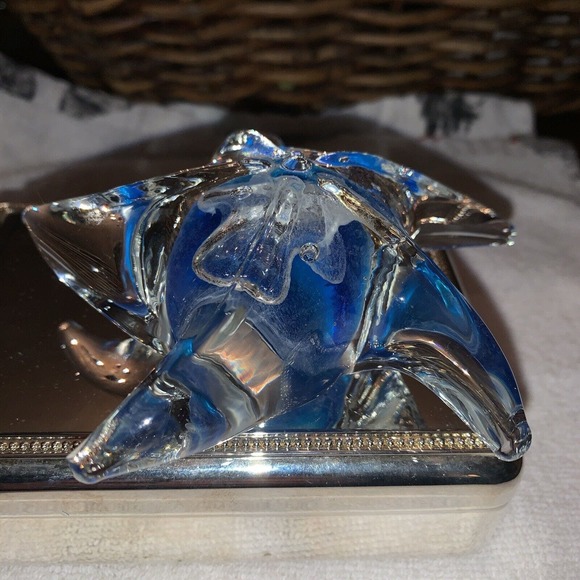 Vtg. Art Glass STARFISH Paperweight Clear, Bubbles, Blue , GLOWS in The Dark - Picture 3 of 11